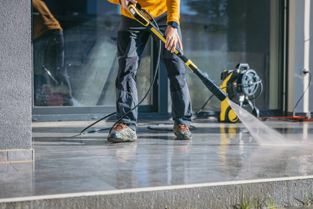 Best Solar Panel Cleaning  in Hutchinson, KS